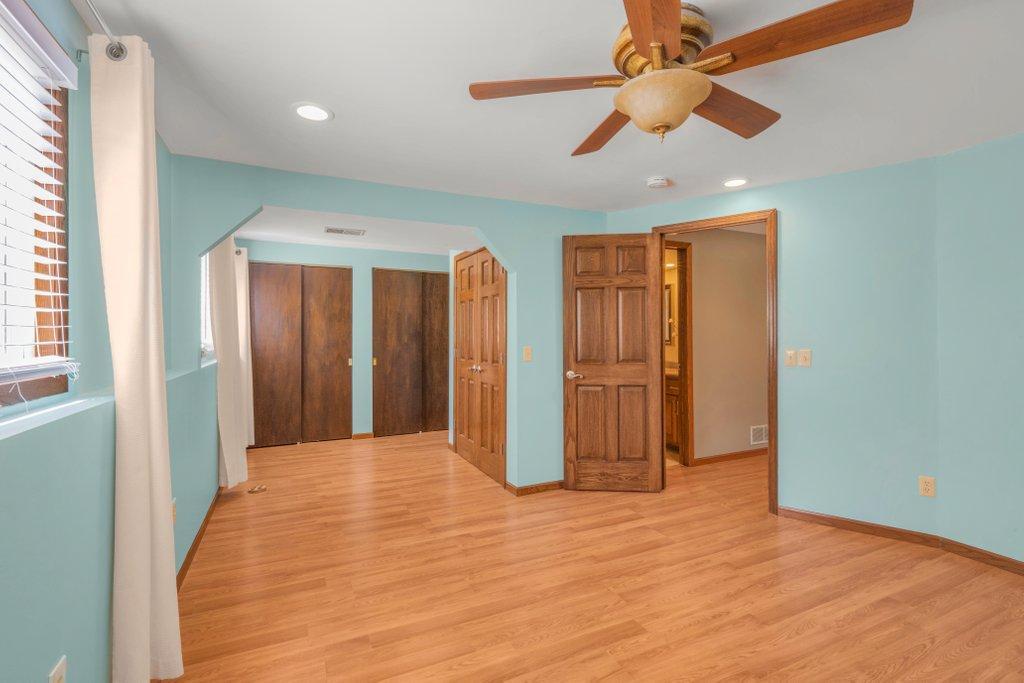 Bedroom 4.JPG