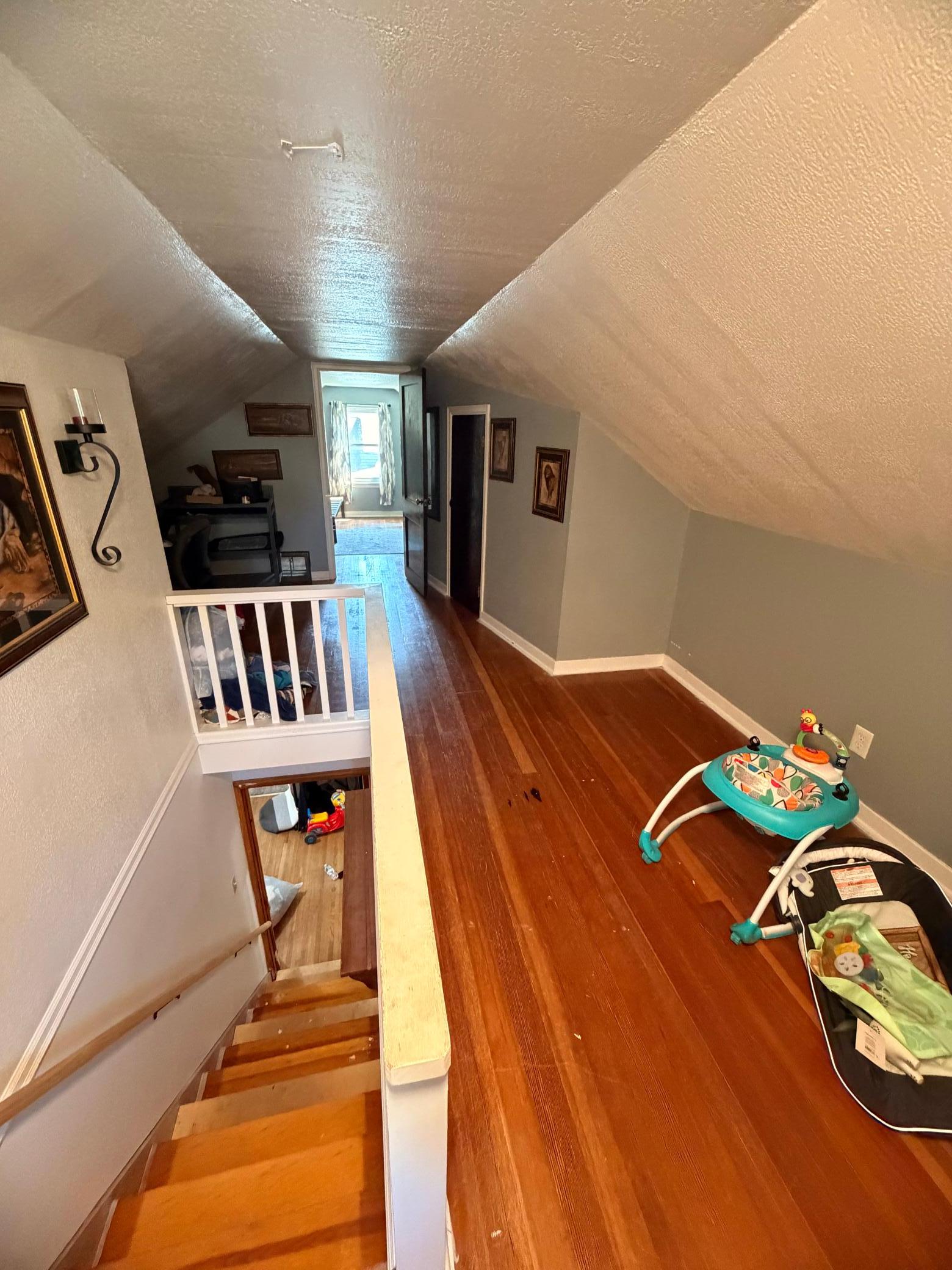 Upstairs Hallway.jpeg