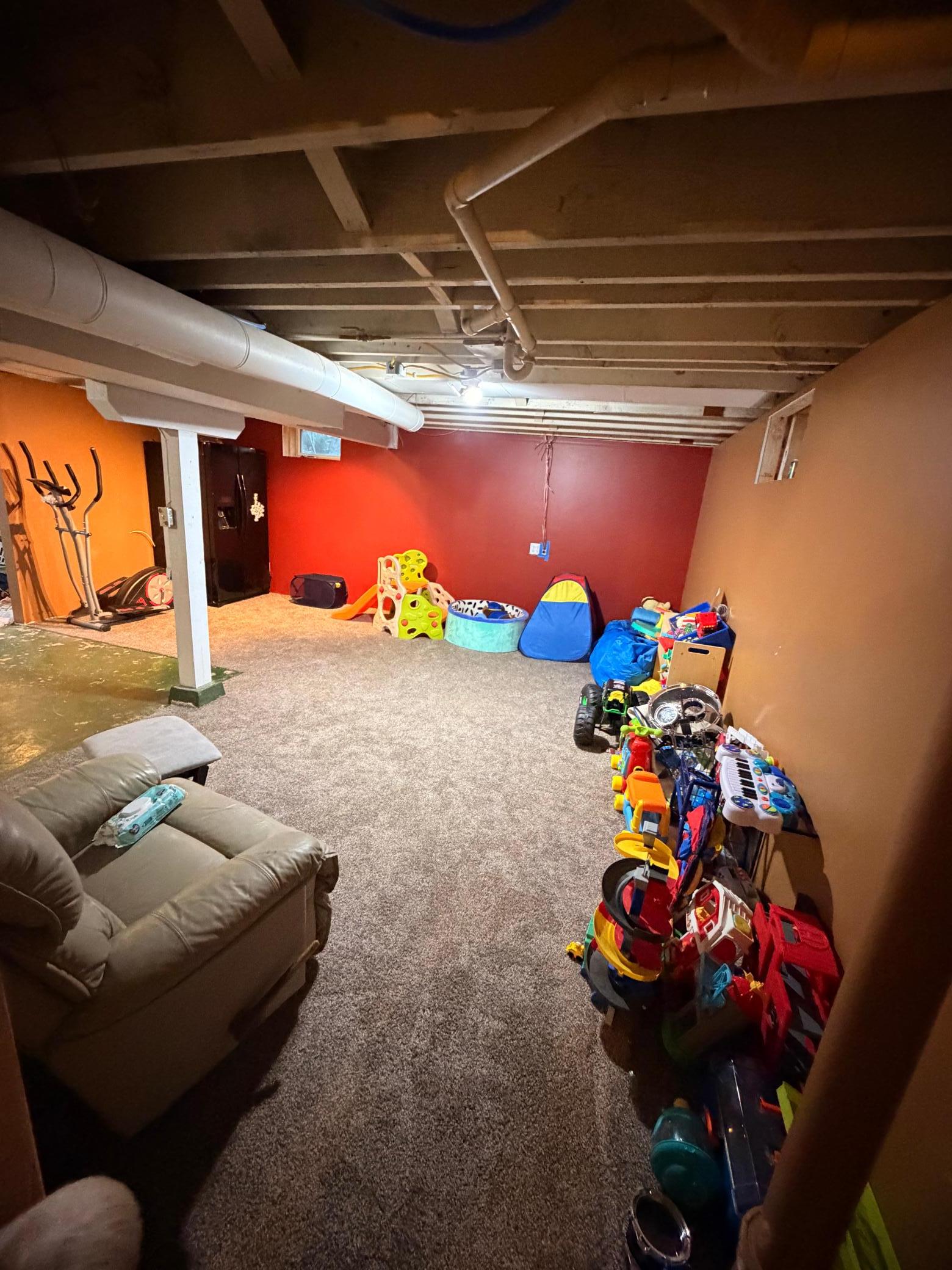 Family Room.jpeg