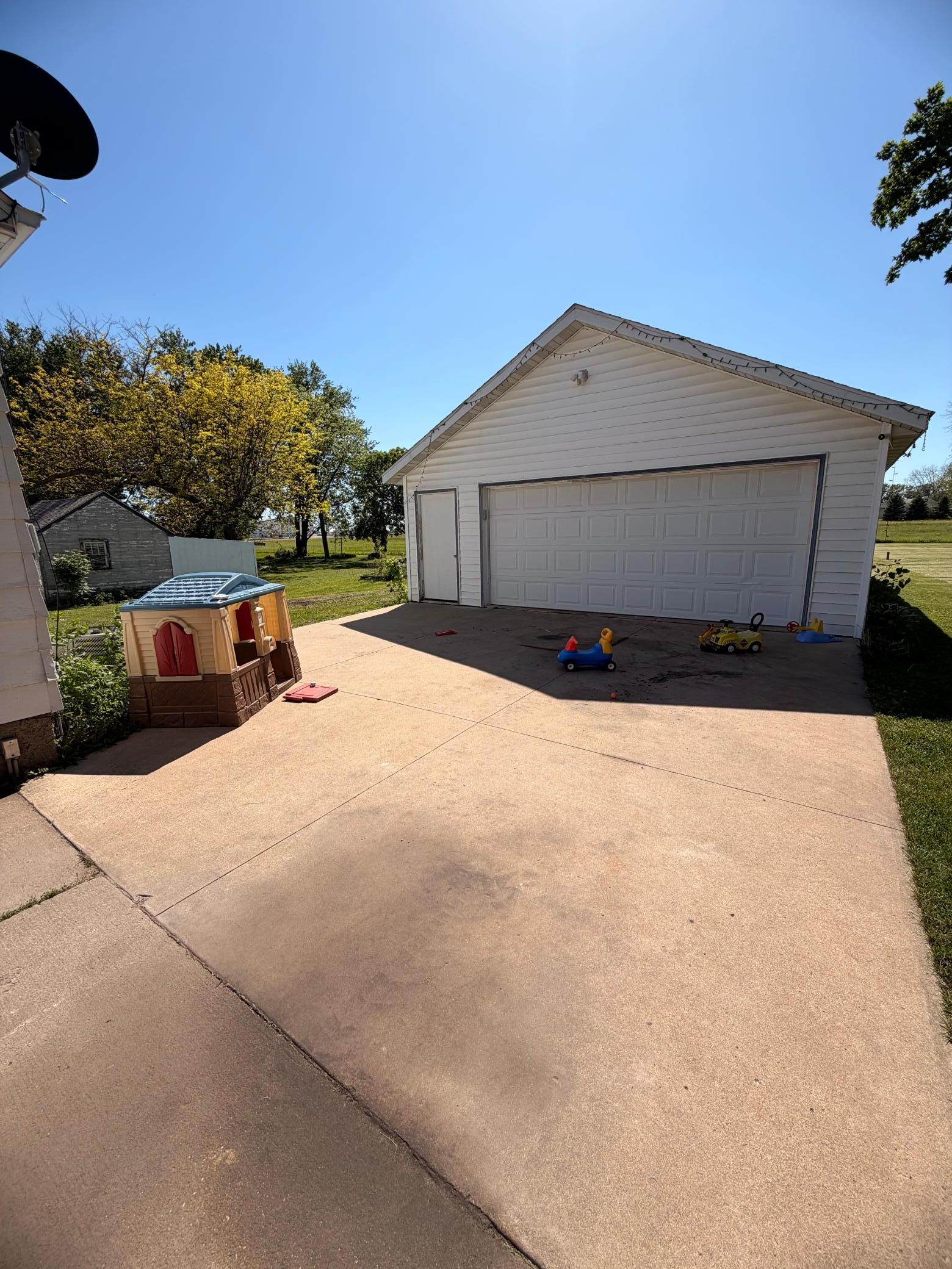 Garage.jpeg
