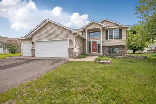 1540 Timberdoodle Drive, Saint Cloud, MN 56303