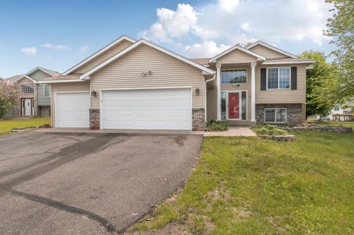 1540 Timberdoodle Drive, Saint Cloud, MN 56303