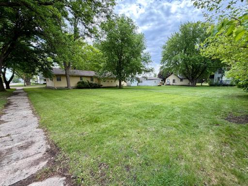 137 2nd Street E, Tracy, MN 56175