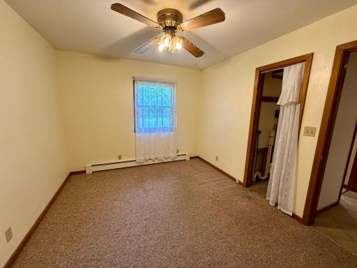 137 2nd Street E, Tracy, MN 56175