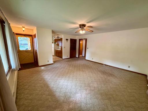 137 2nd Street E, Tracy, MN 56175