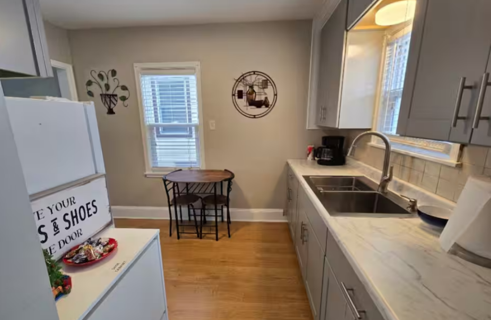 Kitchen.PNG