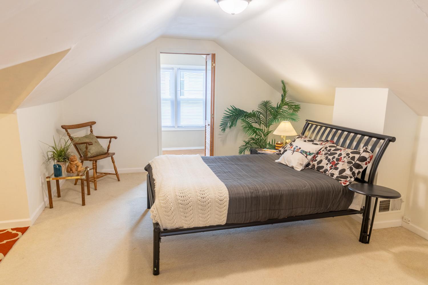 Upper level Bedroom Suite with 1/2 Bath