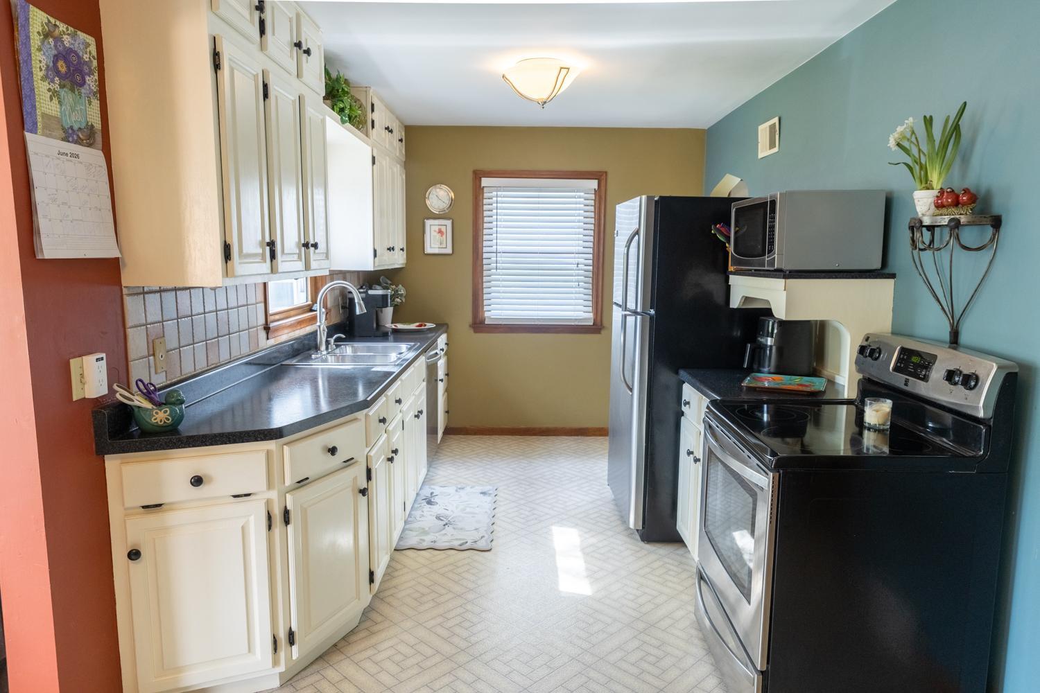 Stylish Kitchen featuring modern, stainless appliances