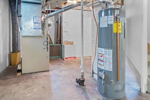 20260522_4028_21stAveS_Minneapolis_Interior_14.jpg