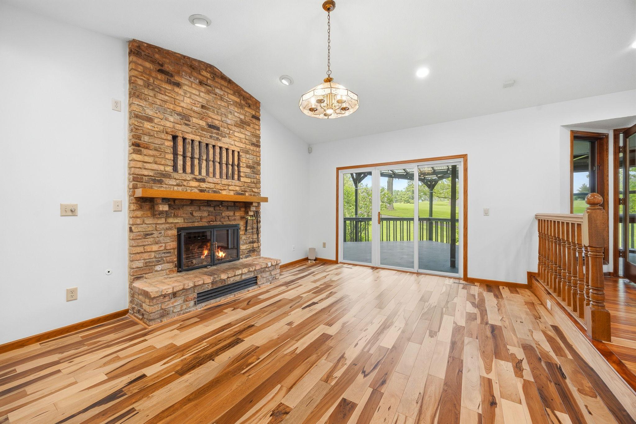 14-web-or-mls-123.jpg