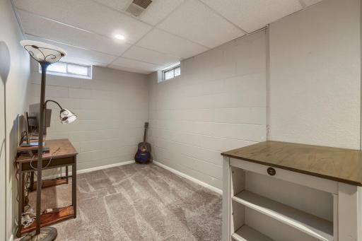 6387 St John's Dr - Web Quality - 018 - 10 Office.jpg