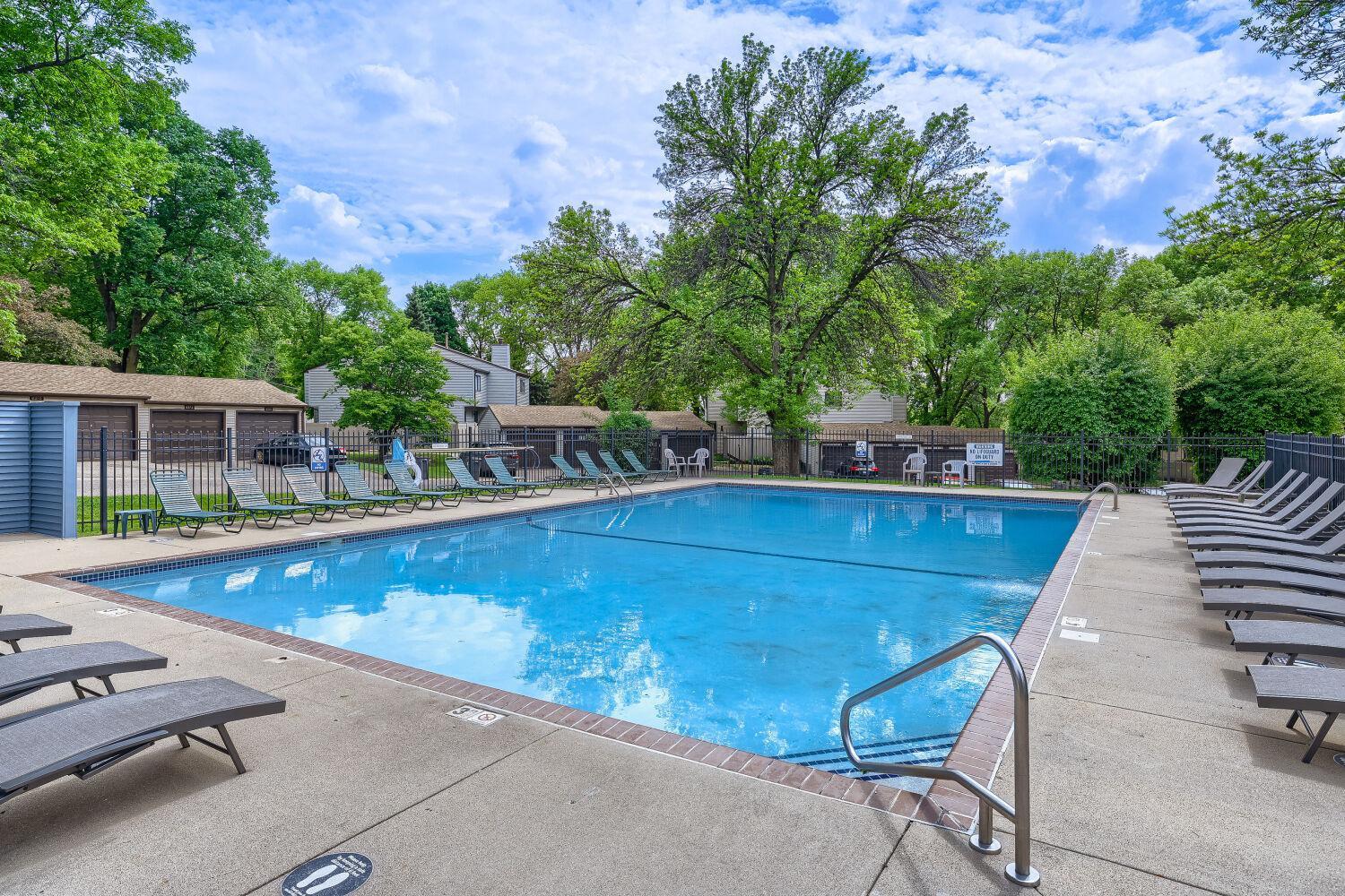 6387 St John's Dr - Web Quality - 036 - 28 Amenity - Community.jpg