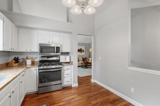 16645 21st Avenue N, Plymouth, MN 55447