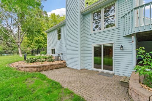 16645 21st Avenue N, Plymouth, MN 55447