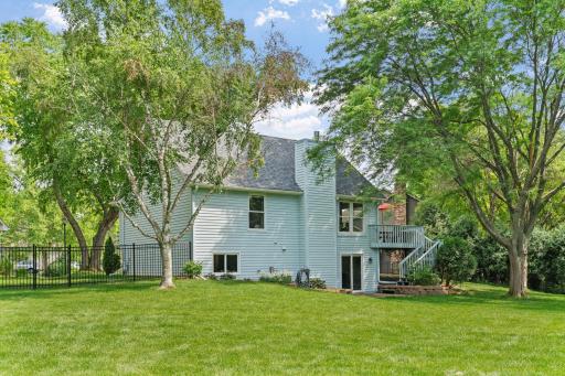 16645 21st Avenue N, Plymouth, MN 55447