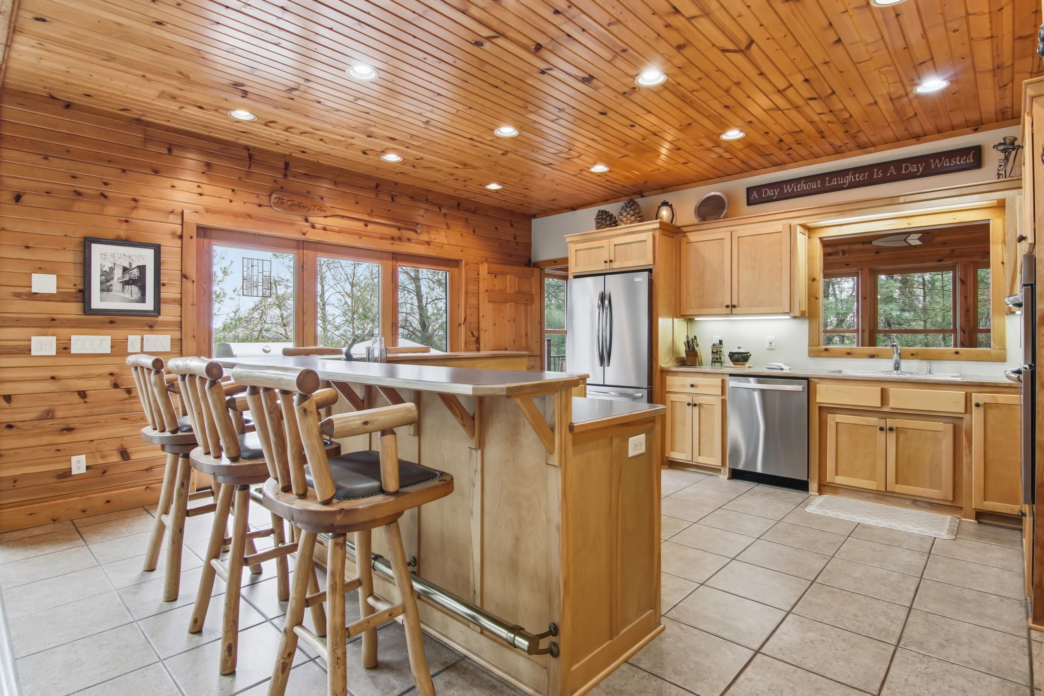 03-Kitchen-2-jpg.jpg
