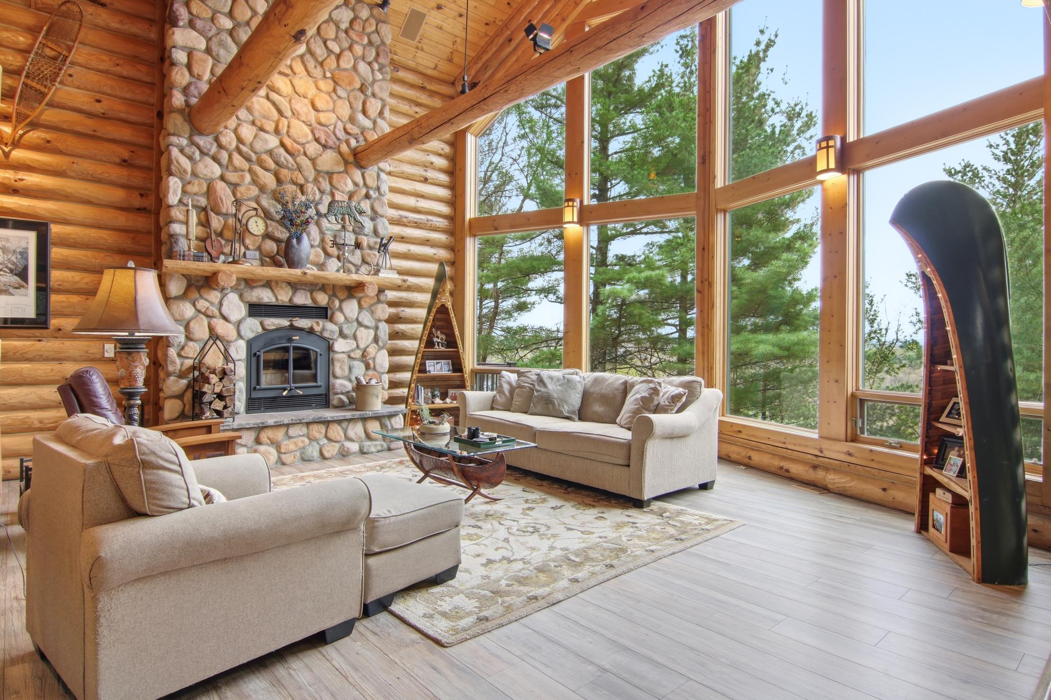 02-LivingRoom-1-jpg.jpg