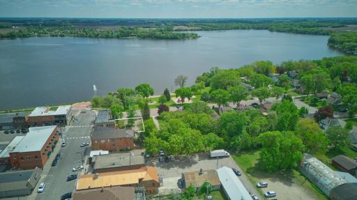 Winsted, MN 55395