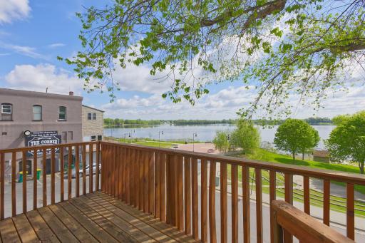 Winsted, MN 55395