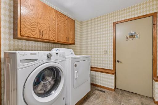 1705 Laurel Avenue, Hudson, WI 54016