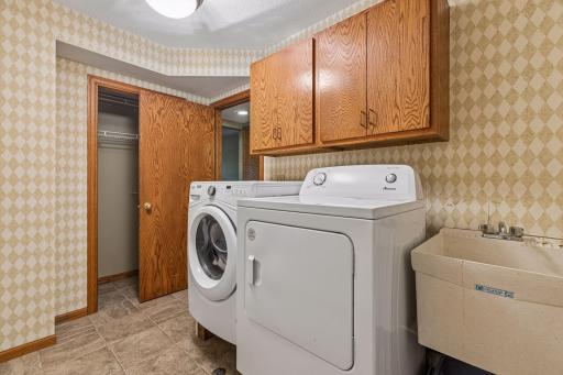 1705 Laurel Avenue, Hudson, WI 54016