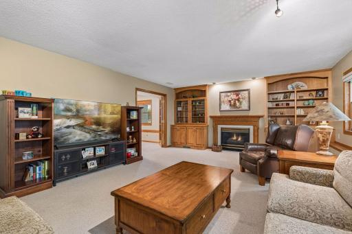 1705 Laurel Avenue, Hudson, WI 54016