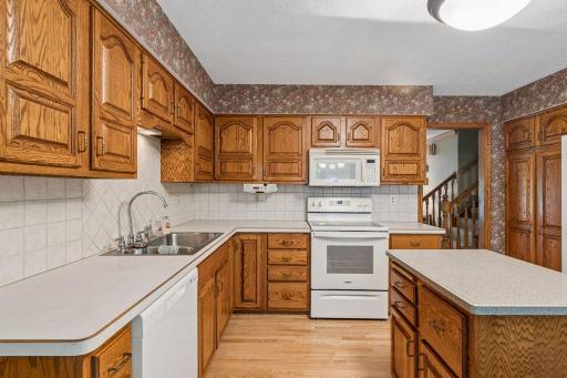 1705 Laurel Avenue, Hudson, WI 54016