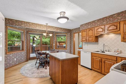 1705 Laurel Avenue, Hudson, WI 54016