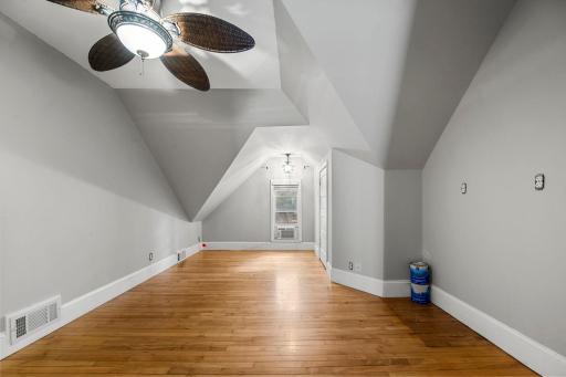2511 Upton Avenue N, Minneapolis, MN 55411