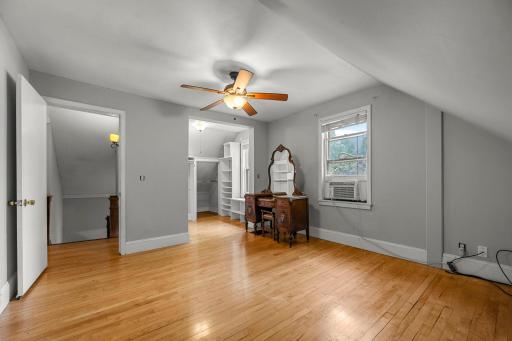 2511 Upton Avenue N, Minneapolis, MN 55411