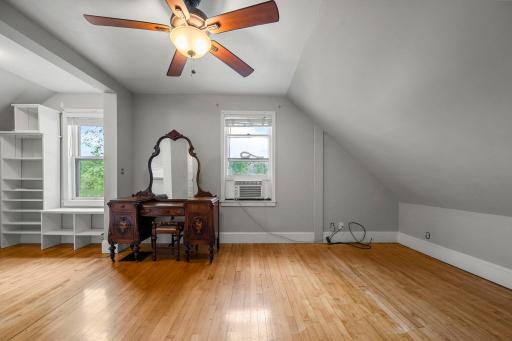 2511 Upton Avenue N, Minneapolis, MN 55411