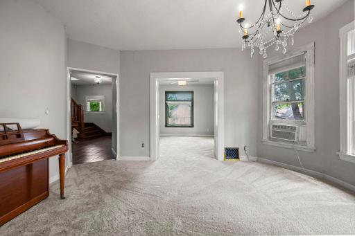 2511 Upton Avenue N, Minneapolis, MN 55411