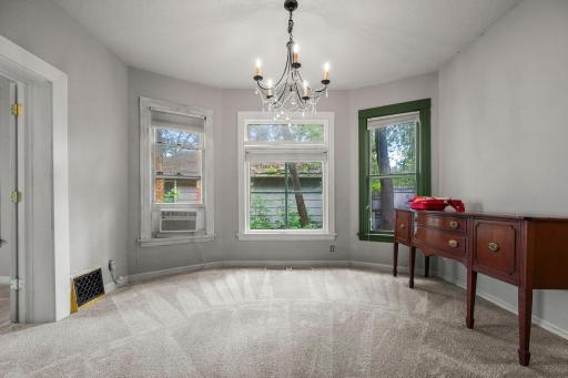 2511 Upton Avenue N, Minneapolis, MN 55411