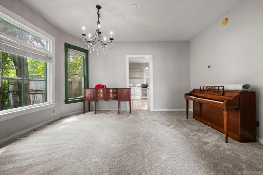 2511 Upton Avenue N, Minneapolis, MN 55411