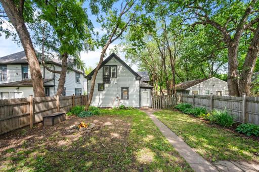 2511 Upton Avenue N, Minneapolis, MN 55411