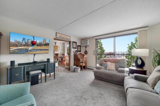 2601 Kenzie Terrace, 318, Minneapolis, MN 55418