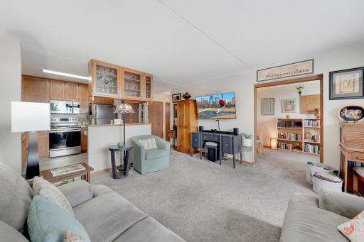 2601 Kenzie Terrace, 318, Minneapolis, MN 55418