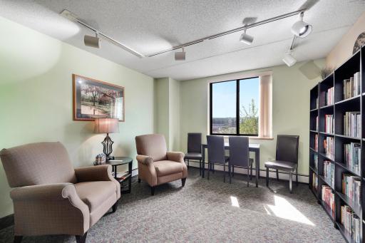 2601 Kenzie Terrace, 318, Minneapolis, MN 55418