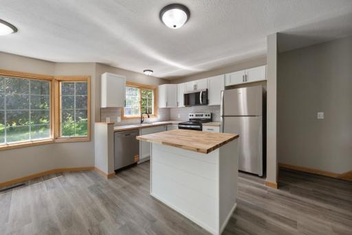2814 Riverwood Lane NW, Rochester, MN 55901