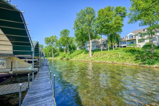 Shared amenities include a boathouse, picnic area, golf cart paths, beautiful, well-kept grounds, and optional social gatherings