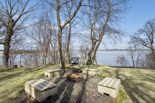 3275 Newcomb Avenue SW, Cokato, MN 55321