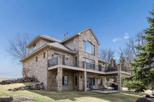 3275 Newcomb Avenue SW, Cokato, MN 55321