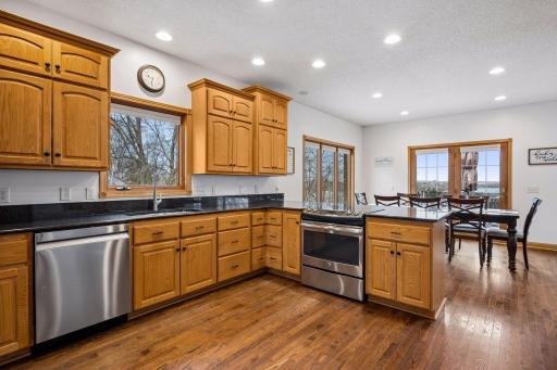 3275 Newcomb Avenue SW, Cokato, MN 55321