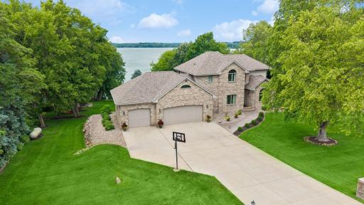 3275 Newcomb Avenue SW, Cokato, MN 55321