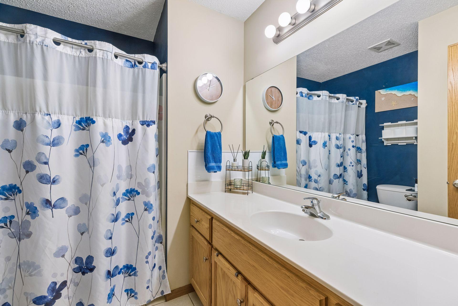 Full Bath - Main Level
