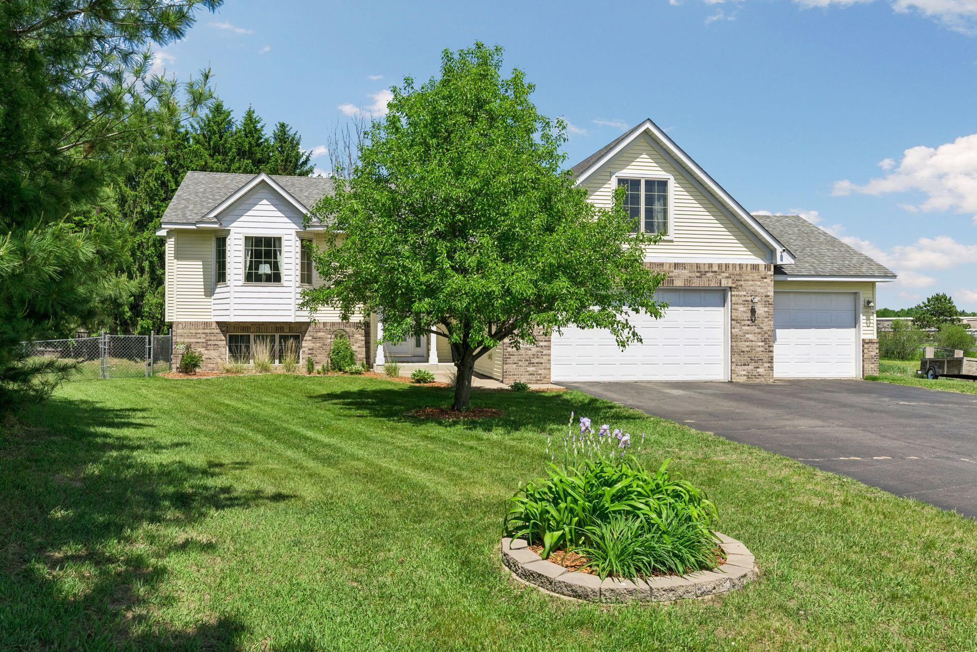 4946 259th Ct