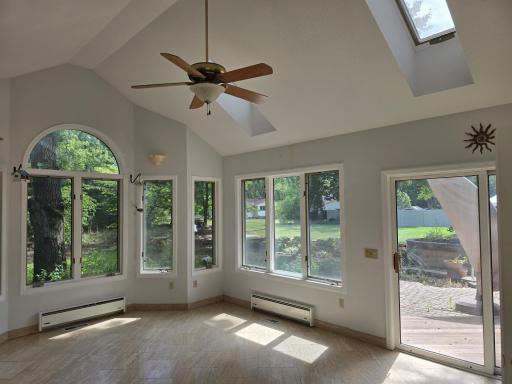 Four Season Porch