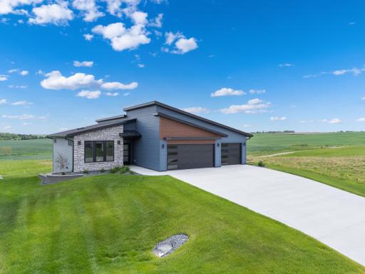 6624 Morgan Drive NW, Byron, MN 55920