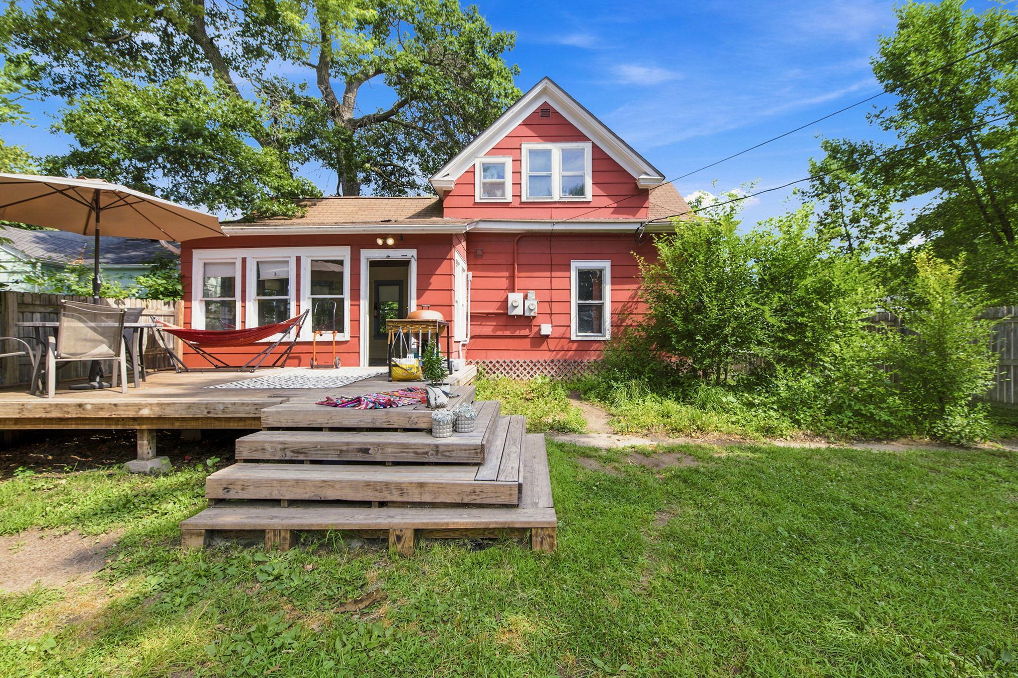 Rear of home and Deck