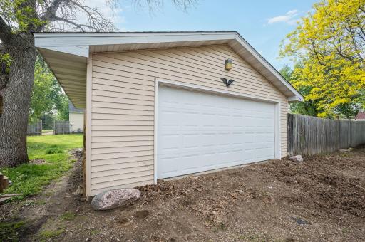 714 3rd Street N, Saint James, MN 56081